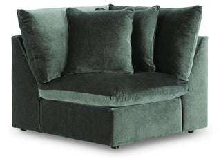 Carriage View Wedge Velvet