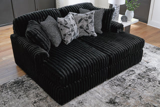 Midnight-Madness Super Chaise Velvet