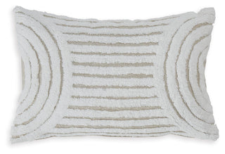 Farissen Pillow (4/CS)