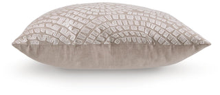 Cortlen Pillow (4/CS)