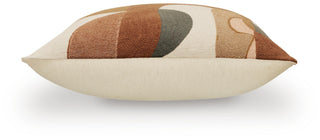 Hallam Pillow (4/CS)