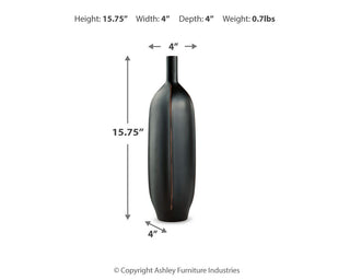 Rhaveney Vase (3/CS)