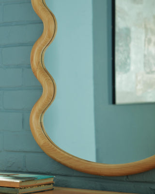 Serendis Accent Mirror