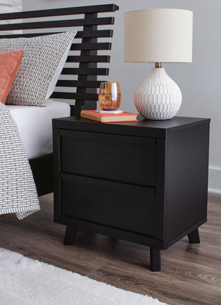 Danziar Queen Panel Bed, Chest and Nightstand