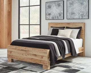 Hyanna Panel Bed - King