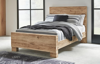 Hyanna Panel Bed - Full