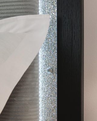 Maeling Queen Upholstered Panel Bed