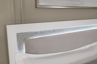 Maeling Upholstered Panel Bed - White/Gray, King