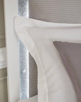 Maeling Upholstered Panel Bed - White/Gray, King