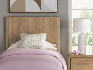 Gramburg Panel Platform Bed