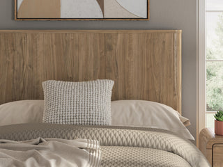 Gramburg Panel Platform Bed