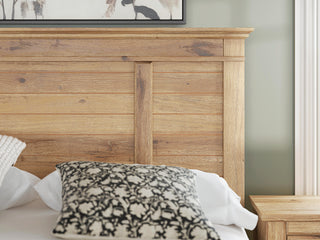 Makidern Full Panel Bed, Dresser and Mirror