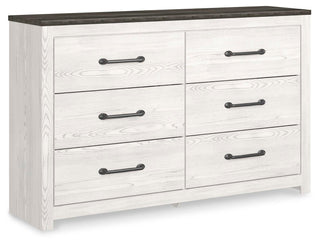 Gerridan Queen Panel Bed and Dresser