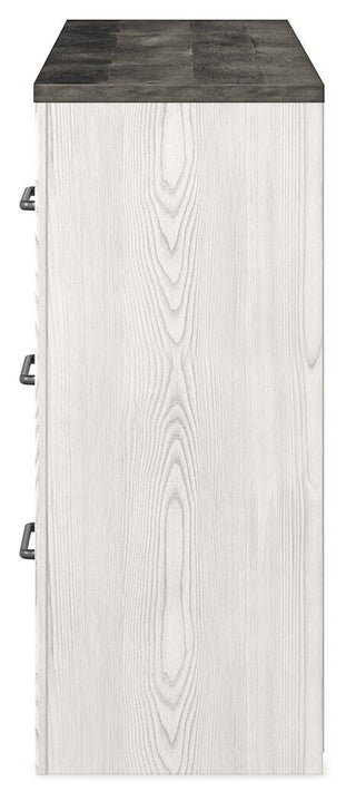 Gerridan Queen Panel Bed, Dresser and 2 Nightstands