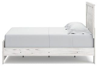 Gerridan Queen Panel Bed, Dresser and Nightstand