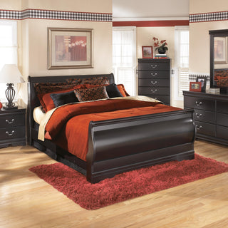 Huey Vineyard Sleigh Bed - Queen