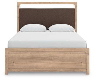 Kinlanni Upholstered Platform Bed