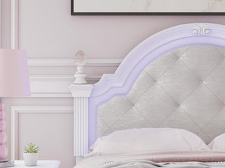 Kozlani Upholstered Panel Bed