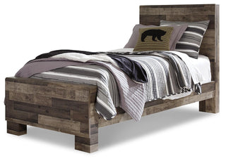 Derekson Queen Panel Bed