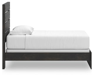 Hollivern Twin Panel Bed, Dresser and Mirror