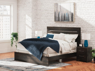 Hollivern Queen Panel Bed