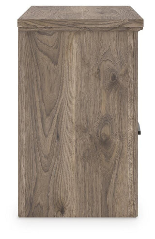 Rusticott King Poster Bed, Dresser and Nightstand