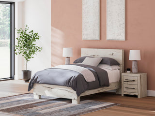 Lawroy Panel Bed - Full