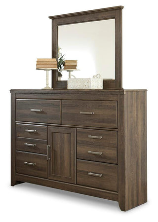Juararo Queen Poster Bed with Mirrored Dresser and 2 Nightstands