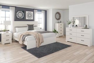 Stelsie Panel Bed - King