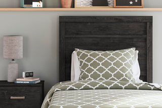 Belachime Queen Panel Bed