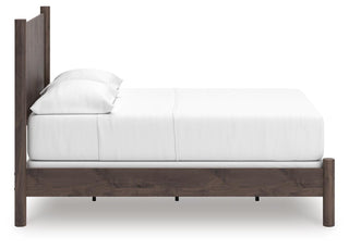 Pamytta Queen Panel Bed
