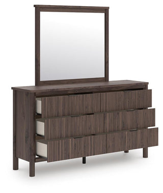 Pamytta Queen Panel Bed, Dresser, Mirror and Nightstand