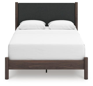 Pamytta Queen Upholstered Panel Bed