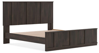Shaehartin Queen Panel Platform Bed