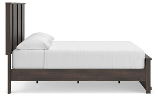 Shaehartin Queen Panel Platform Bed