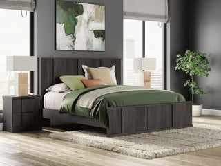 Shaehartin Queen Panel Platform Bed