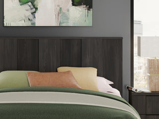 Shaehartin Queen Panel Bed