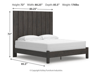 Fraluna Queen Panel Bed
