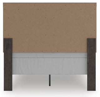 Prendonea Queen Panel Bed