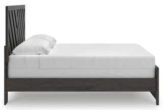 Prendonea King Panel Bed, Dresser and Nightstand