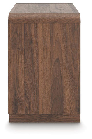 Fortlorn Queen Panel Bed, Dresser, Mirror, 2 Chests and 2 Nightstands