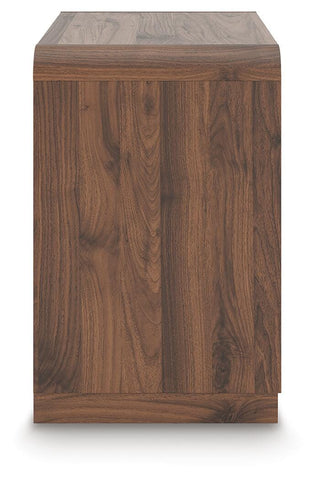 Fortlorn Queen Panel Bed, Dresser, Chest and 2 Nightstands