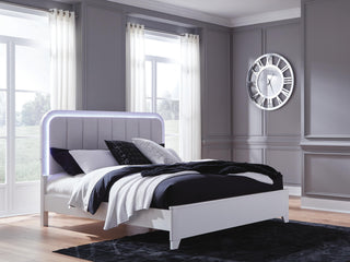 Jarlee Queen Upholstered Panel Bed