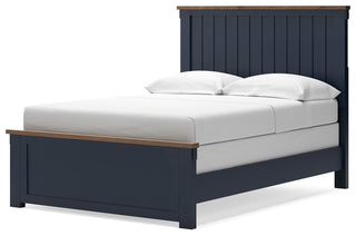 Landocken Queen Panel Bed