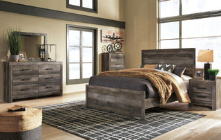 Wynnlow Panel Bed - Queen
