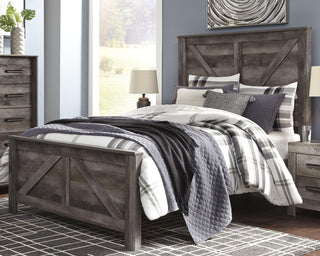 Wynnlow Crossbuck Panel Bed - Queen