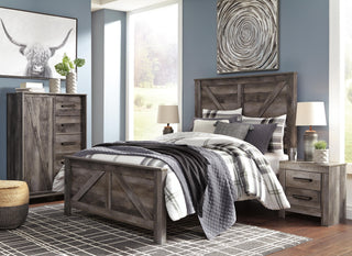 Wynnlow Crossbuck Panel Bed - Queen