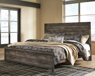 Wynnlow Panel Bed - King