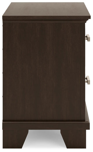Covetown King Panel Bed, Dresser, Mirror and Nightstand