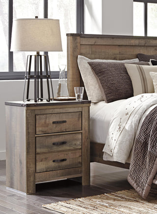 Trinell King Panel Bed, Chest and 2 Nightstands